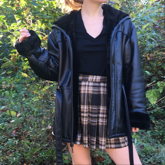 Wilsons Leather Jackets & Blazers - Wilson’s Leather Jacket Coat Size Medium Fur Cuffs